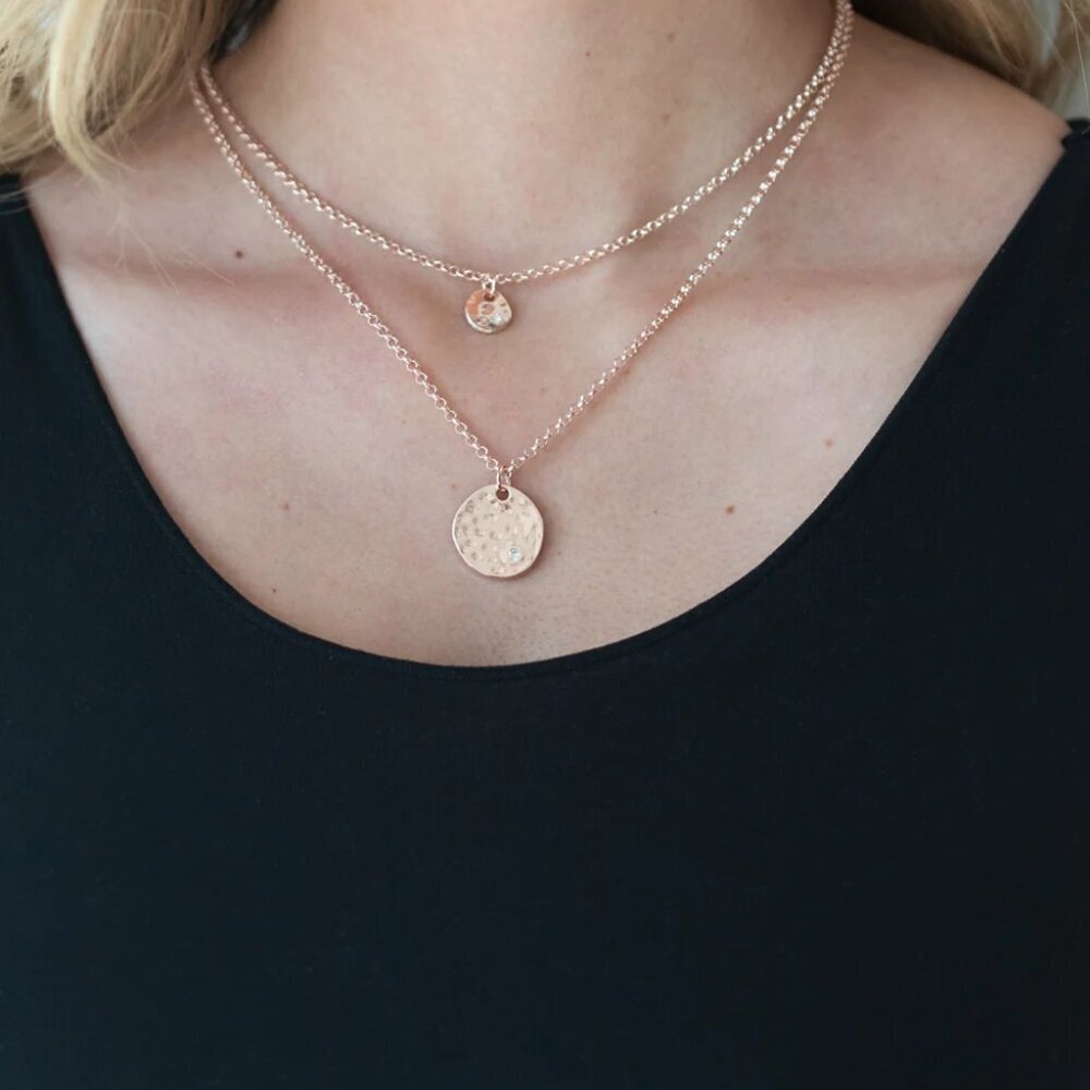 Paparazzi Jewelry Accessories -Modern Minimalist - Rose Gold Necklace - Vintage